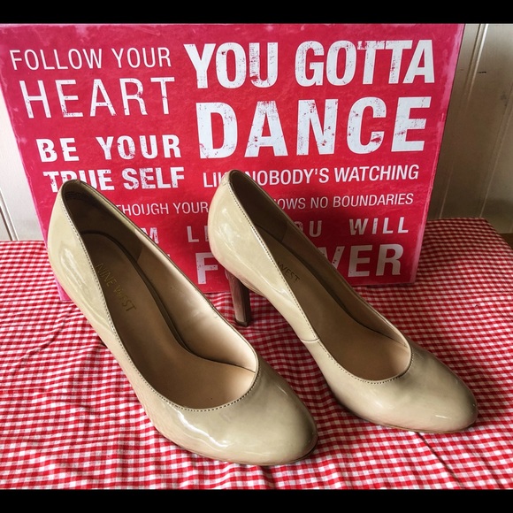 Nine West Women’s Heel Nude - Picture 1 of 8